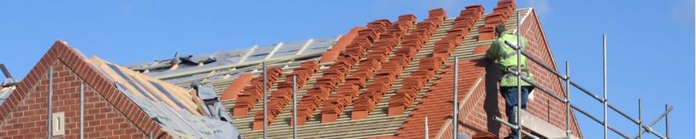 Nieuwe dakpannen plaatse in Zevenaar
